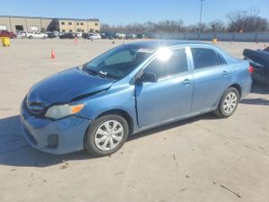 Toyota Corolla BASE 1.8L 4 2013