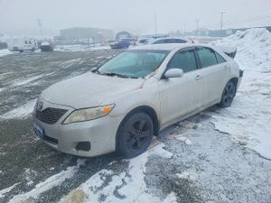 Toyota Camry BASE 2.5L 4 2011