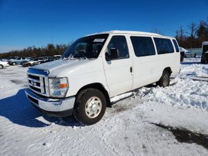 Ford Econoline E350 SUPER DUTY WAGON 5.4L 8 2013