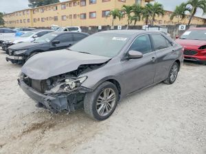 Toyota Camry LE 2.5L 4 2015