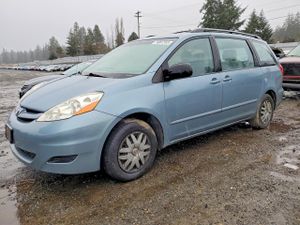 Toyota Sienna CE 3.3L 6 2006
