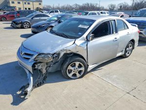 Toyota Corolla BASE 1.8L 4 2012