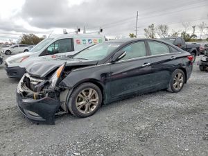 Hyundai Sonata SE 2.4L 4 2013