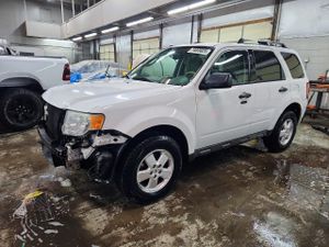 Ford Escape XLT 2.5L 4 2012