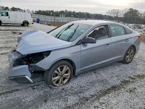 Hyundai Sonata SE 2.4L 4 2015
