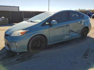 Toyota Prius 1.8L 4 2014