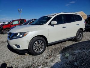 Nissan Pathfinder S 3.5L 6 2015