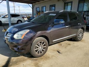 Nissan Rogue S 2.5L 4 2014