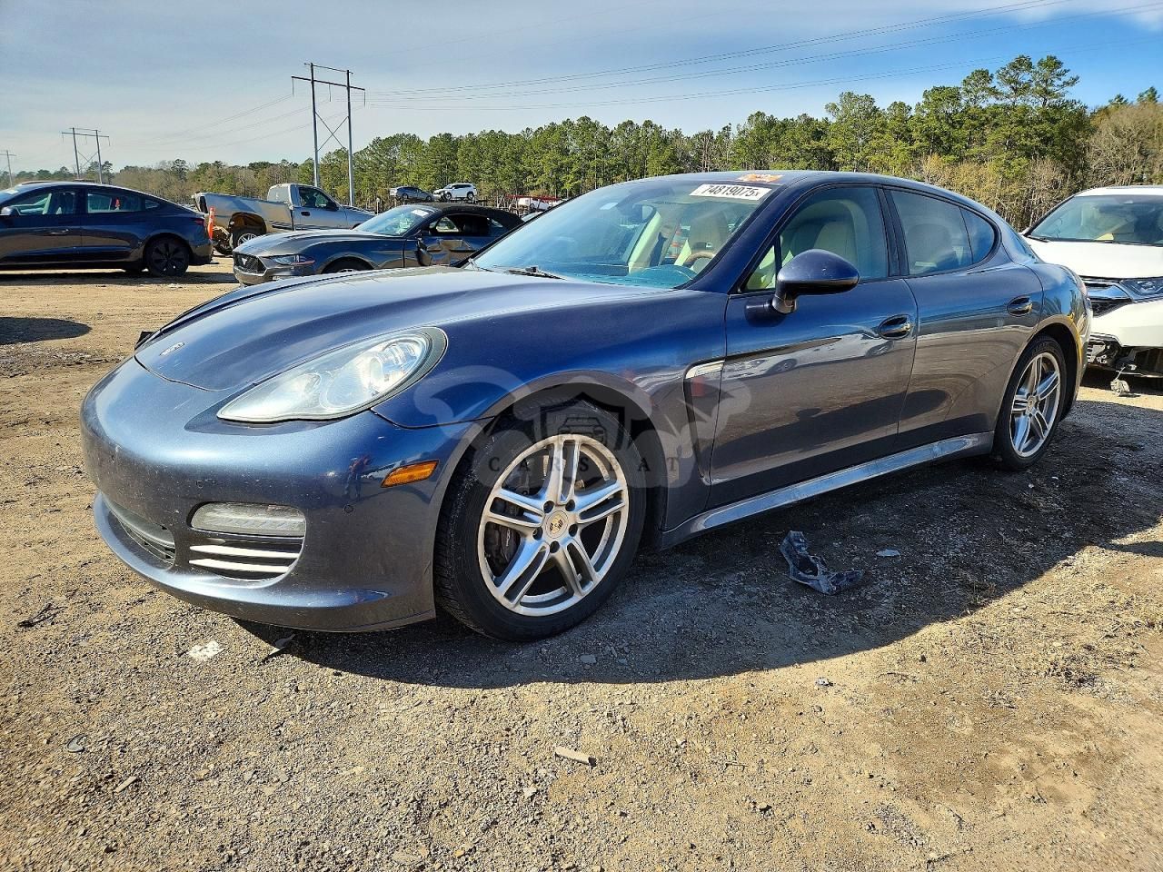 Porsche Panamera 3.6L 6 2012