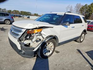 Ford Explorer 3.5L 6 2012