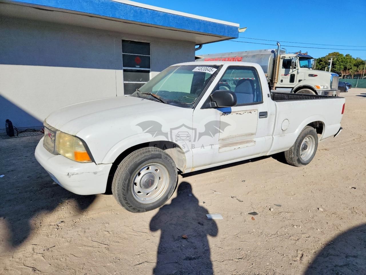 GMC Sonoma 2.2L 4 2003