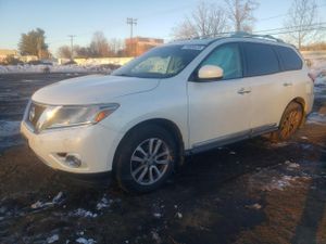 Nissan Pathfinder S 3.5L 6 2015