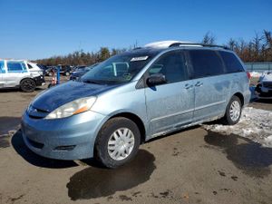 Toyota Sienna CE 3.5L 6 2007
