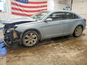 Chrysler 200 TOURING 2.4L 4 2013