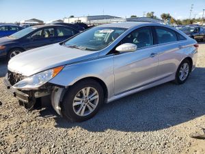 Hyundai Sonata GLS 2.4L 4 2014