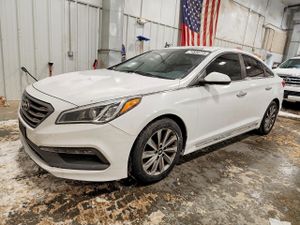 Hyundai Sonata SPORT 2.4L 4 2015