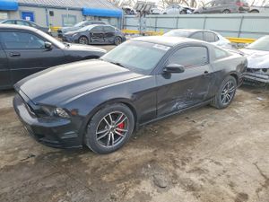 Ford Mustang 3.7L 6 2014
