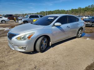 Nissan Altima 2.5 2.5L 4 2015