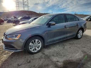 Volkswagen Jetta SE 1.8L 4 2015