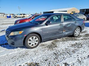 Toyota Camry BASE 2.5L 4 2010