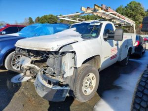 Chevrolet Silverado 1500 C2500 HEAVY DUTY 6.0L 8 2011