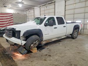 GMC Sierra K3500 SLE 6.6L 8 2014