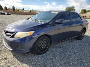 Toyota Corolla BASE 1.8L 4 2011
