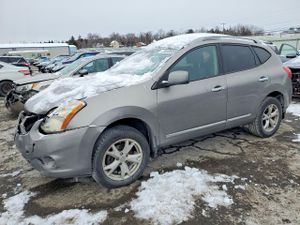 Nissan Rogue S 2.5L 4 2011