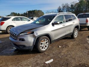 Jeep Cherokee LATITUDE 2.4L 4 2015