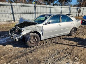 Toyota Camry LE 2.4L 4 2002