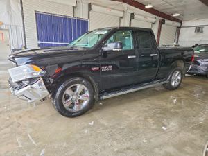 RAM 1500 SLT 5.7L 8 2014
