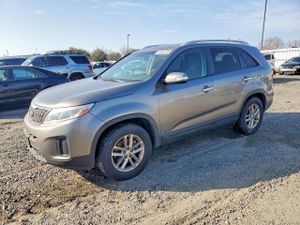 Kia Sorento LX 3.3L 6 2015