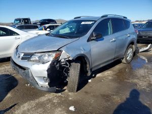 Toyota Rav4 LE 2.5L 4 2014