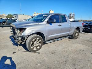 Toyota Tundra 4.6L 8 2013