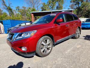 Nissan Pathfinder S 3.5L 6 2014