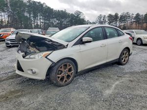 Ford Focus SEL 2.0L 4 2012