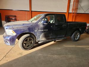 Dodge RAM SPORT 5.7L 8 2012