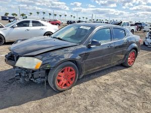 Dodge Avenger SE 2.4L 4 2013