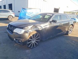 Chrysler 300 LIMITED 3.6L 6 2015