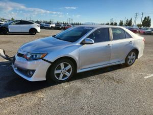 Toyota Camry L 2.5L 4 2013