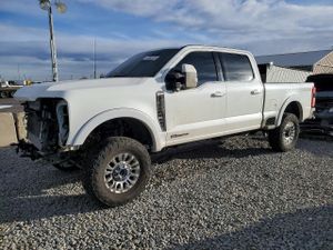 Ford F-250 SUPER DUTY 6.7L 8 2025