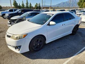 Toyota Camry BASE 2.5L 4 2012