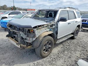 Toyota 4Runner SR5/SR5 PREMIUM 4.0L 6 2015