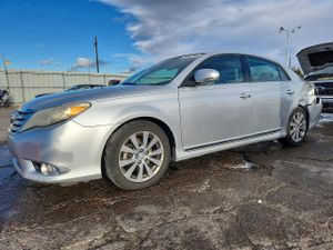 Toyota Avalon BASE 3.5L 6 2011