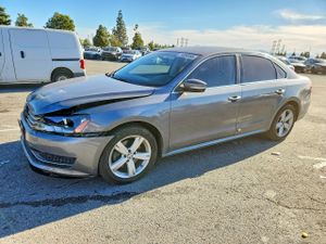 Volkswagen Passat 2.5L 5 2013