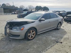 Volkswagen Passat SE 2.5L 5 2013