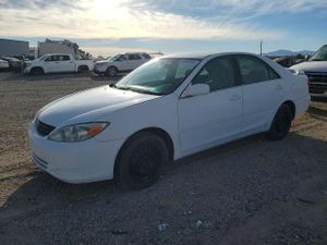Toyota Camry LE 2.4L 4 2002
