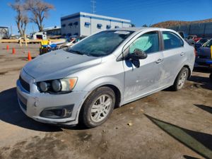 Chevrolet Aveo (Sonic) LT 1.8L 4 2014