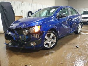 Chevrolet Aveo (Sonic) 1.4L 4 2014
