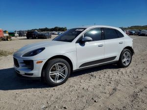 Porsche Macan 2.0L 4 2021